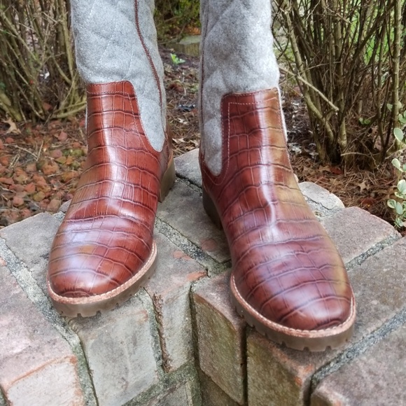 Sperry boots - Picture 3 of 6